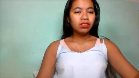Snapshot of rinah856024 chatting on June 5, 4:30 am rinah856024 online show from June 5, 4:30 am