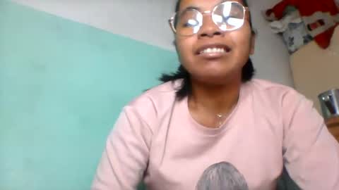 Snapshot of rinah856024 chatting on July 10, 7:56 am rinah856024 online show from July 10, 7:56 am