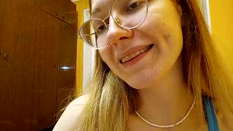 RinettaWilss online show from December 16, 12:37 am