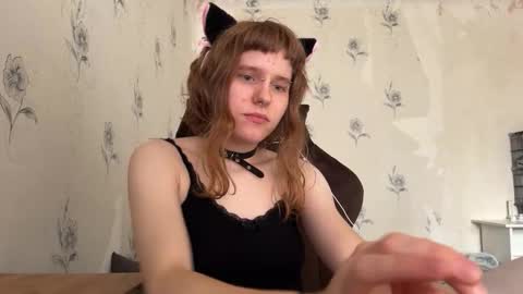 Snapshot of rinichka chatting on October 12, 7:40 am Sonya online show from October 12, 7:40 am