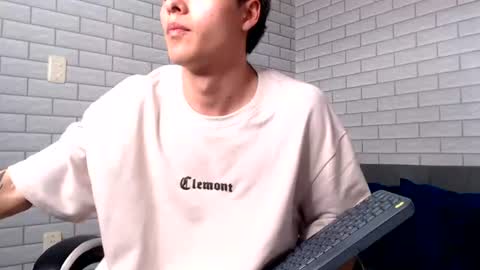 rio_miller online show from June 24, 7:57 pm