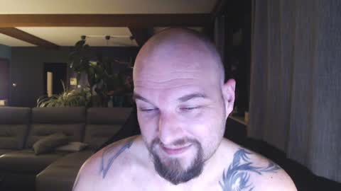 Jack online show from December 3, 5:01 pm