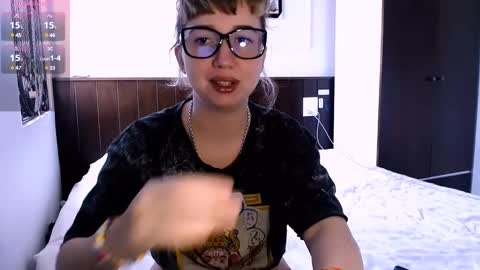 Snapshot of riri_rich chatting on January 30, 5:09 am Rita online show from January 30, 5:09 am