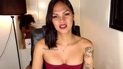 riri online show from February 21, 9:43 am