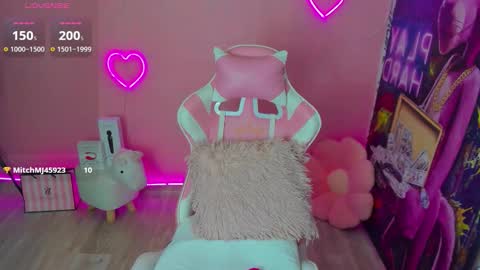 Snapshot of rishaspell chatting on October 9, 2:53 am RishaSpell online show from October 9, 2:53 am