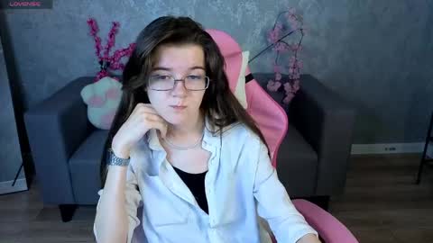 Snapshot of rita_addams chatting on May 16, 9:17 am Rita Addams online show from May 16, 9:17 am