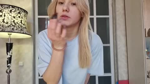 Amelia online show from March 9, 12:09 pm