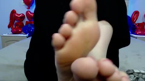 ritakiskis online show from February 5, 1:37 am