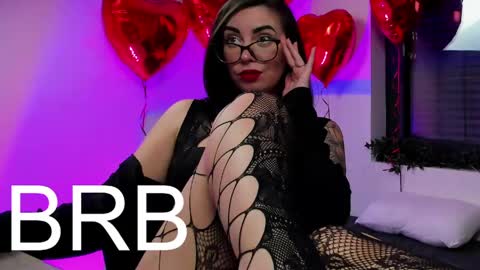 Snapshot of ritasunset chatting on May 2, 7:02 am Miss Rita online show from May 2, 7:02 am
