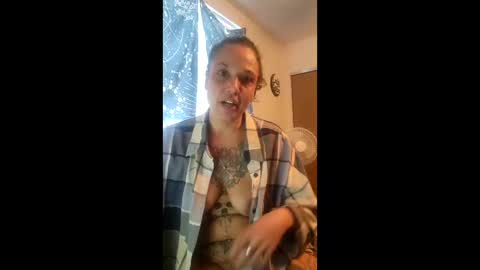 ritcheyteania1980 online show from March 8, 9:40 pm