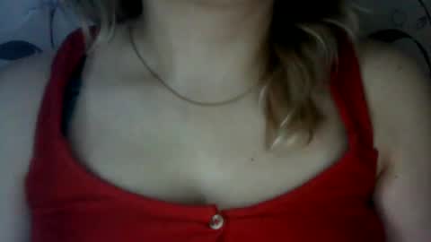 Snapshot of riveramaureen chatting on January 19, 11:45 am RiveraMaureen online show from January 19, 11:45 am