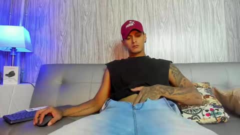 Snapshot of rivernbalderr chatting on September 17, 2:57 am  Its Rivern Show  online show from September 17, 2:57 am