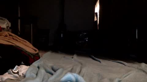 Snapshot of riversaint chatting on March 8, 6:32 am River Saint online show from March 8, 6:32 am