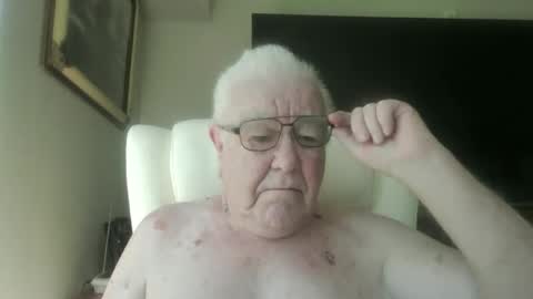 riversdave122 online show from May 13, 2:58 pm