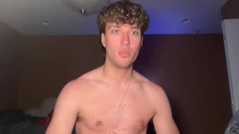 Snapshot of rjbrown03 chatting on April 6, 3:15 am rjbrown03 online show from April 6, 3:15 am