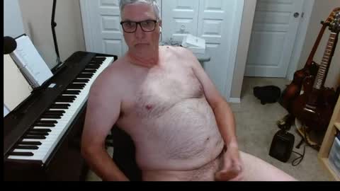 Snapshot of rjdew1130 chatting on May 31, 7:04 pm rjdew1130 online show from May 31, 7:04 pm