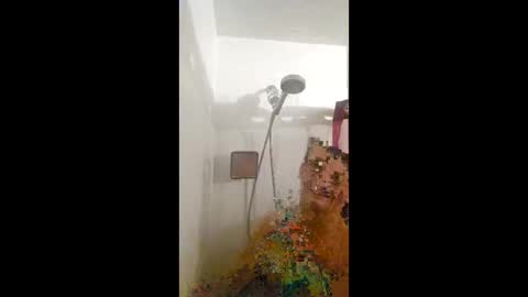 Snapshot of rjeanr chatting on March 23, 12:53 pm Randiz online show from March 23, 12:53 pm