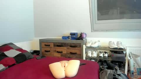 rlplover9 online show from December 9, 4:58 pm