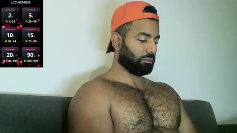 SebasRoa online show from February 23, 5:10 pm