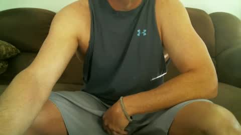 roadhouse122 online show from December 8, 1:03 pm