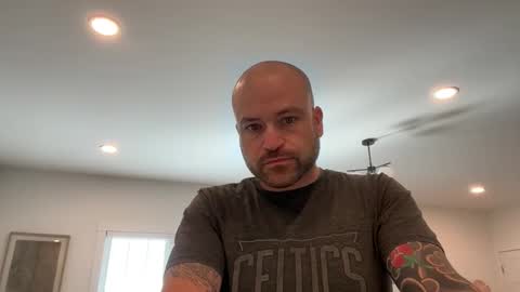 roadking1122 online show from December 16, 2:33 pm