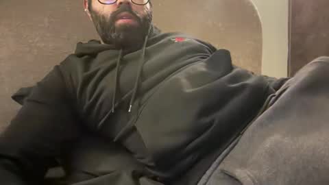 roamexotic00 online show from February 4, 12:16 am