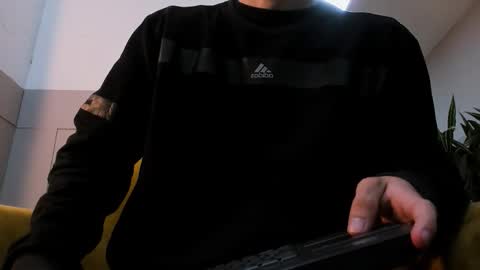 Roan Birkin online show from February 8, 7:50 pm