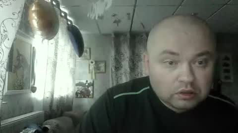 rob18997 online show from November 12, 10:37 am