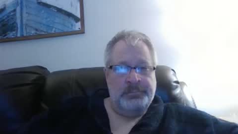 rob872217 online show from April 8, 9:09 am