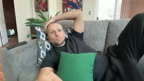 Snapshot of rob_ryder chatting on May 10, 6:24 pm rob ryder online show from May 10, 6:24 pm
