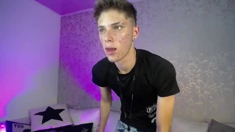 Snapshot of robbinblaze chatting on September 10, 8:31 pm Robbin online show from September 10, 8:31 pm