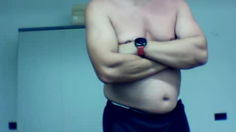 Snapshot of robbykorver chatting on June 21, 3:03 pm robbykorver online show from June 21, 3:03 pm