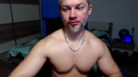 Snapshot of robbyshawz chatting on January 5, 12:10 pm robbyshawz online show from January 5, 12:10 pm