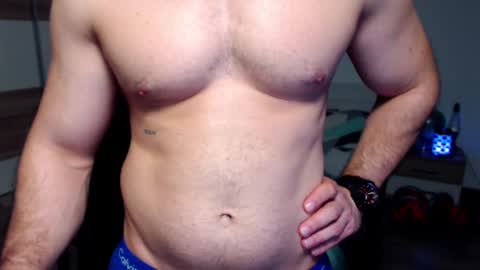 Snapshot of robbyshawz chatting on January 7, 11:48 am robbyshawz online show from January 7, 11:48 am