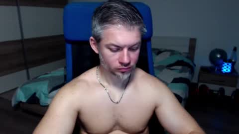 Snapshot of robbyshawz chatting on January 28, 10:23 am robbyshawz online show from January 28, 10:23 am