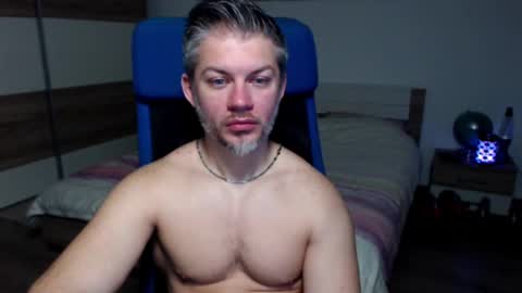 Snapshot of robbyshawz chatting on February 2, 6:04 am robbyshawz online show from February 2, 6:04 am