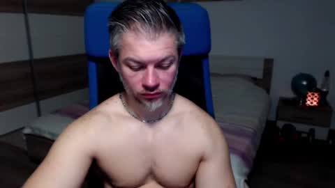 Snapshot of robbyshawz chatting on February 3, 6:13 am robbyshawz online show from February 3, 6:13 am