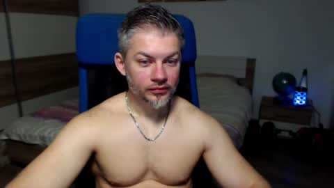 Snapshot of robbyshawz chatting on February 27, 5:24 am robbyshawz online show from February 27, 5:24 am