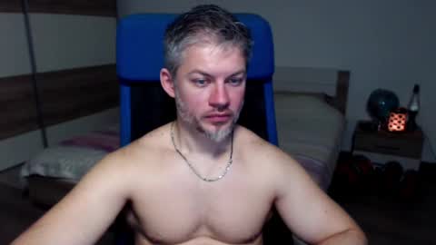 Snapshot of robbyshawz chatting on March 9, 11:47 am robbyshawz online show from March 9, 11:47 am