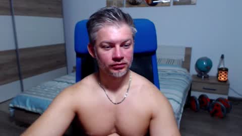 Snapshot of robbyshawz chatting on September 10, 6:13 am robbyshawz online show from September 10, 6:13 am