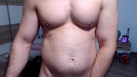 Snapshot of robbyshawz chatting on October 1, 5:02 am robbyshawz online show from October 1, 5:02 am