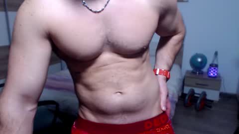 Snapshot of robbyshawz chatting on December 5, 6:33 am robbyshawz online show from December 5, 6:33 am