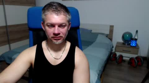 robbyshawz online show from April 1, 4:57 am