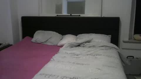 rober10000 online show from November 5, 6:08 pm