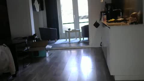 rober10000 online show from November 17, 9:48 am