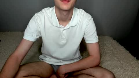 Snapshot of robert10211 chatting on May 28, 9:17 am robert10211 online show from May 28, 9:17 am