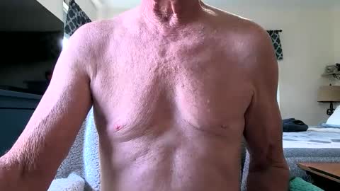 Snapshot of robert45556 chatting on September 30, 6:02 pm robert online show from September 30, 6:02 pm