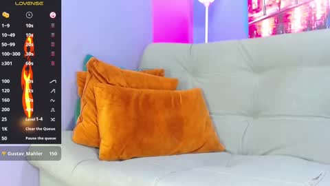 robert_kingg online show from March 12, 8:41 am