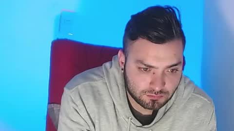 Snapshot of robert_leroy chatting on January 19, 7:04 am Stiven - online show from January 19, 7:04 am