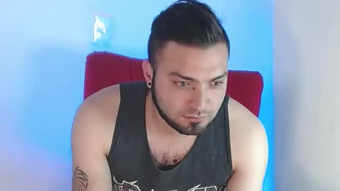 Snapshot of robert_leroy chatting on January 26, 5:23 pm Stiven - online show from January 26, 5:23 pm